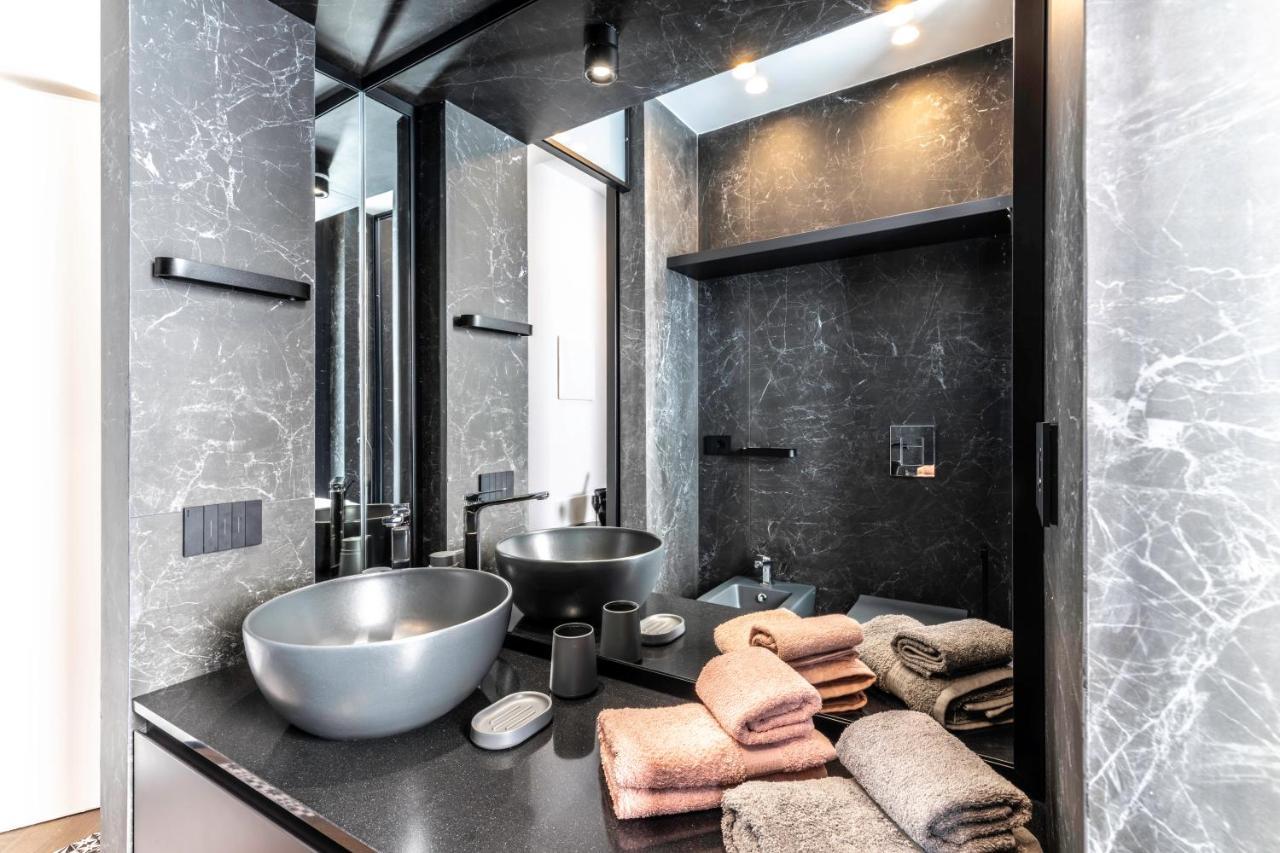 Vittoria'S Luxury Apartment Κάλιαρι Εξωτερικό φωτογραφία