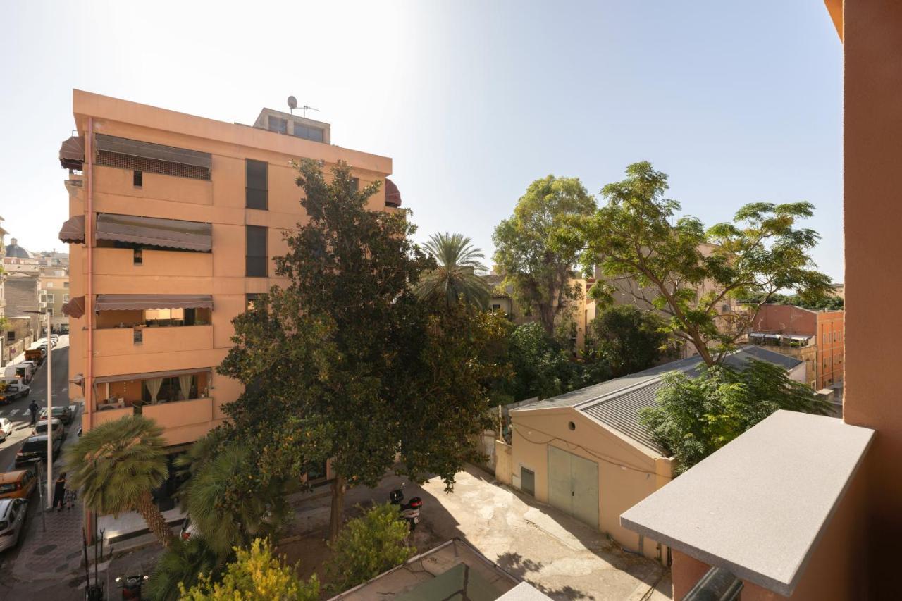 Vittoria'S Luxury Apartment Κάλιαρι Εξωτερικό φωτογραφία