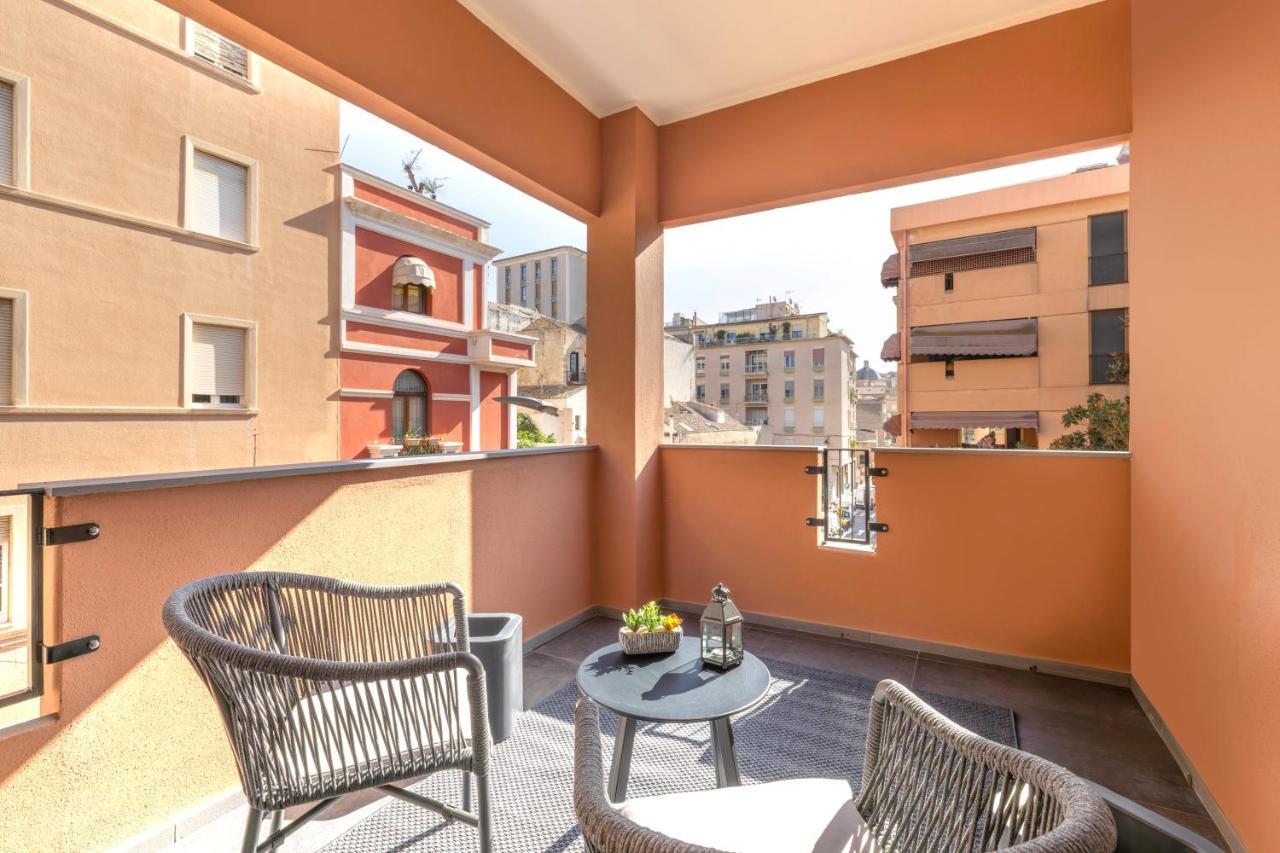Vittoria'S Luxury Apartment Κάλιαρι Εξωτερικό φωτογραφία