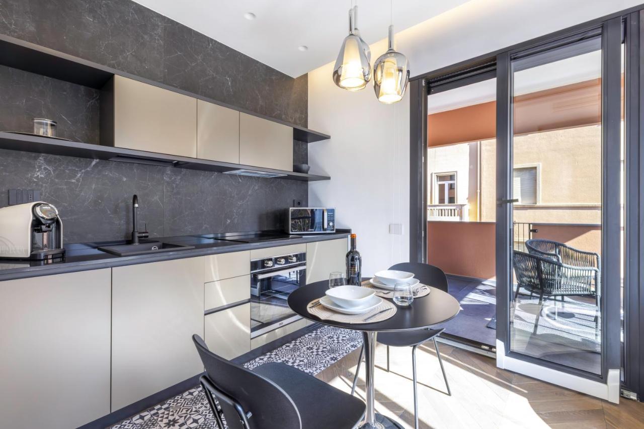 Vittoria'S Luxury Apartment Κάλιαρι Εξωτερικό φωτογραφία